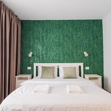 Fun House - Comfortable Stay With Garden And Near Parking Braşov Esterno foto
